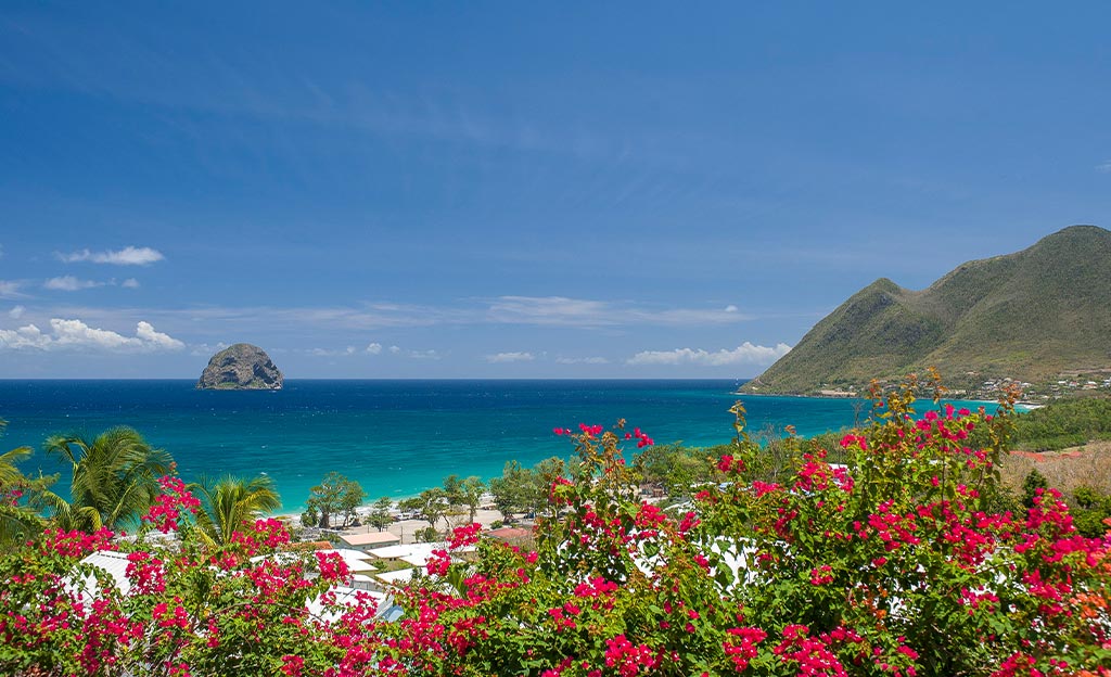 LocationsPiratiCaraibi-Granadine-catamarano