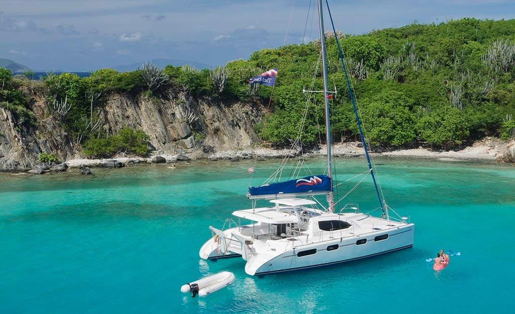 LocationsPiratiCaraibi-Granadine-catamarano